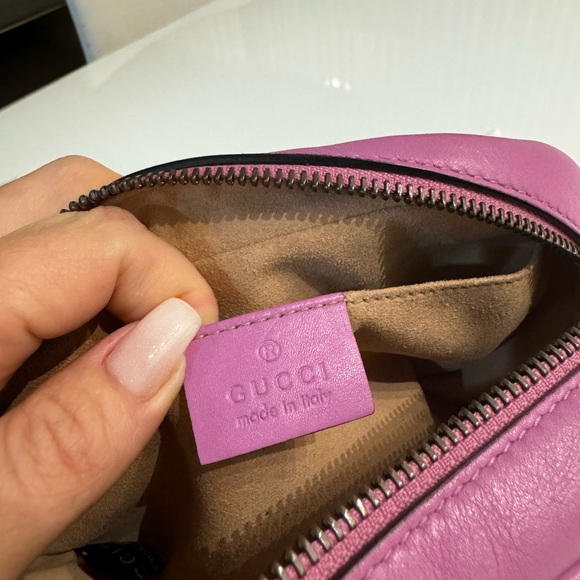 Gucci bag used only few times very good condition - Picture 5 of 7